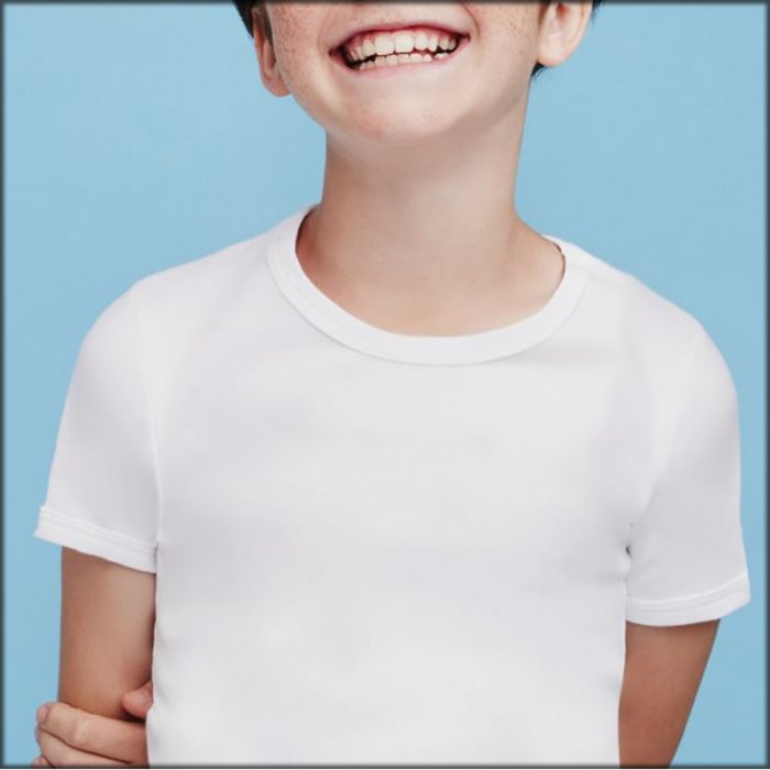 Set da maglie intime bimbo a maniche corte in caldo cotone bianco