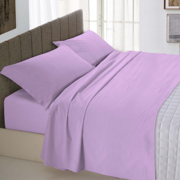 Completo di lenzuola matrimoniale in tinta unita.